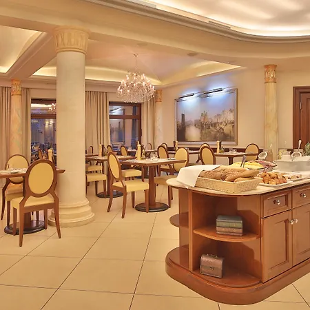 Готель Retro Riverside Wellness Карлові Вари
